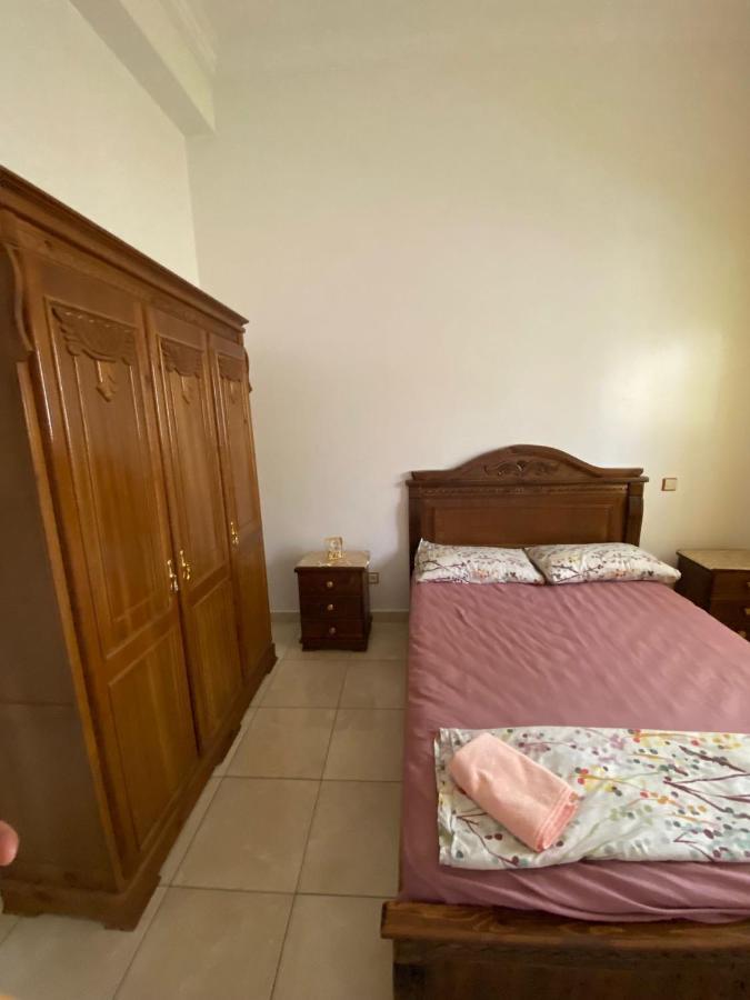 Appartement Martil 3 Chambres Proche De Centre Ville 5Mn A Pied Et La Plage 10Mn A Pied Et 10Mn De Aeroport Tetouan En Voiture Eksteriør billede