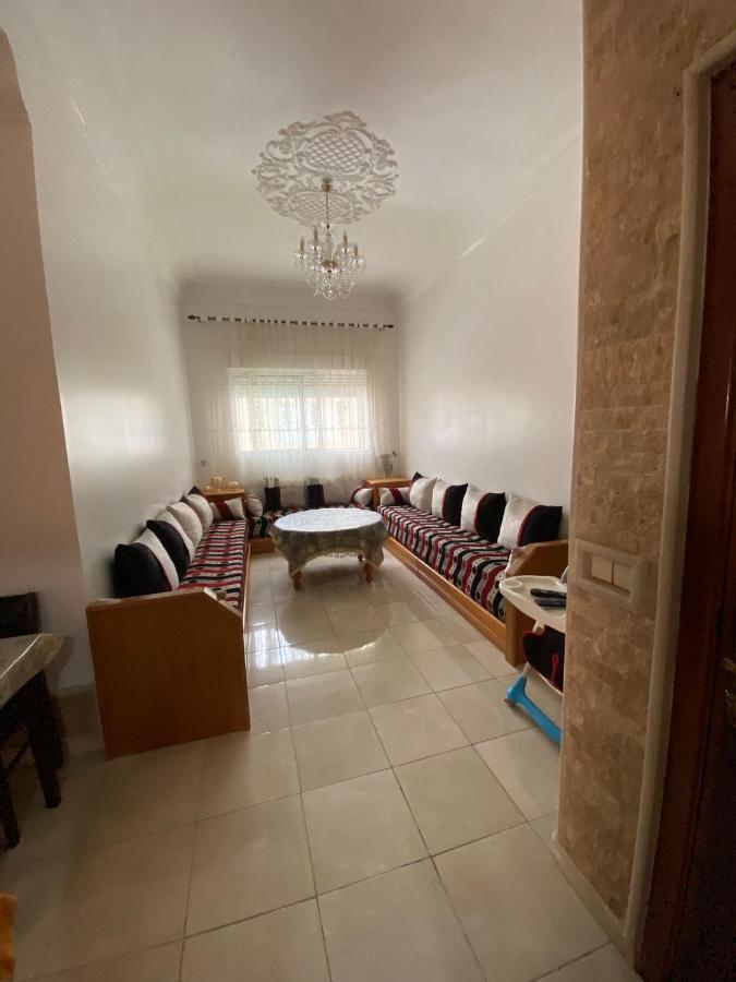 Appartement Martil 3 Chambres Proche De Centre Ville 5Mn A Pied Et La Plage 10Mn A Pied Et 10Mn De Aeroport Tetouan En Voiture Eksteriør billede