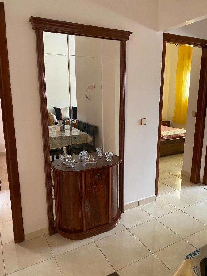 Appartement Martil 3 Chambres Proche De Centre Ville 5Mn A Pied Et La Plage 10Mn A Pied Et 10Mn De Aeroport Tetouan En Voiture Eksteriør billede